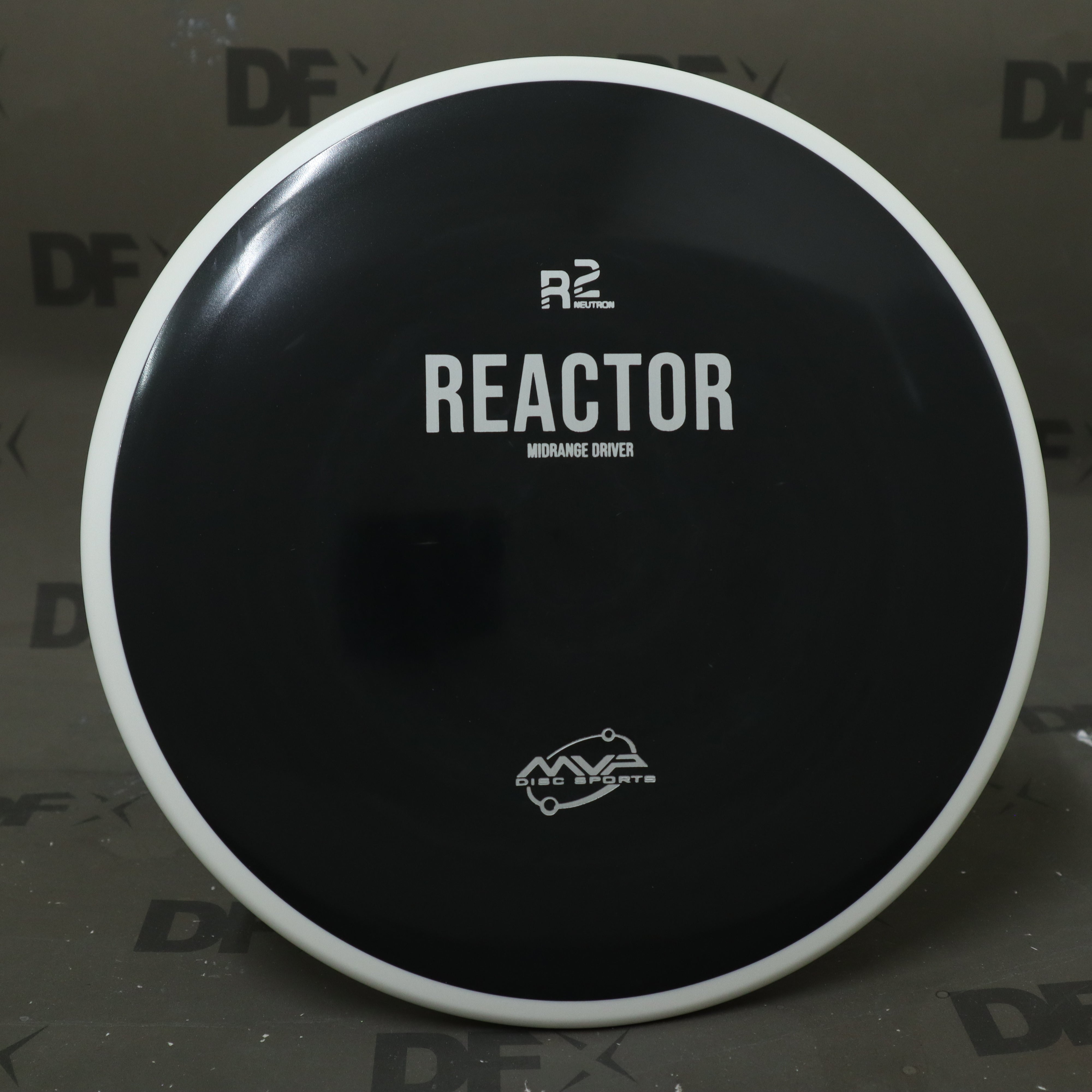 MVP R2 Neutron Reactor