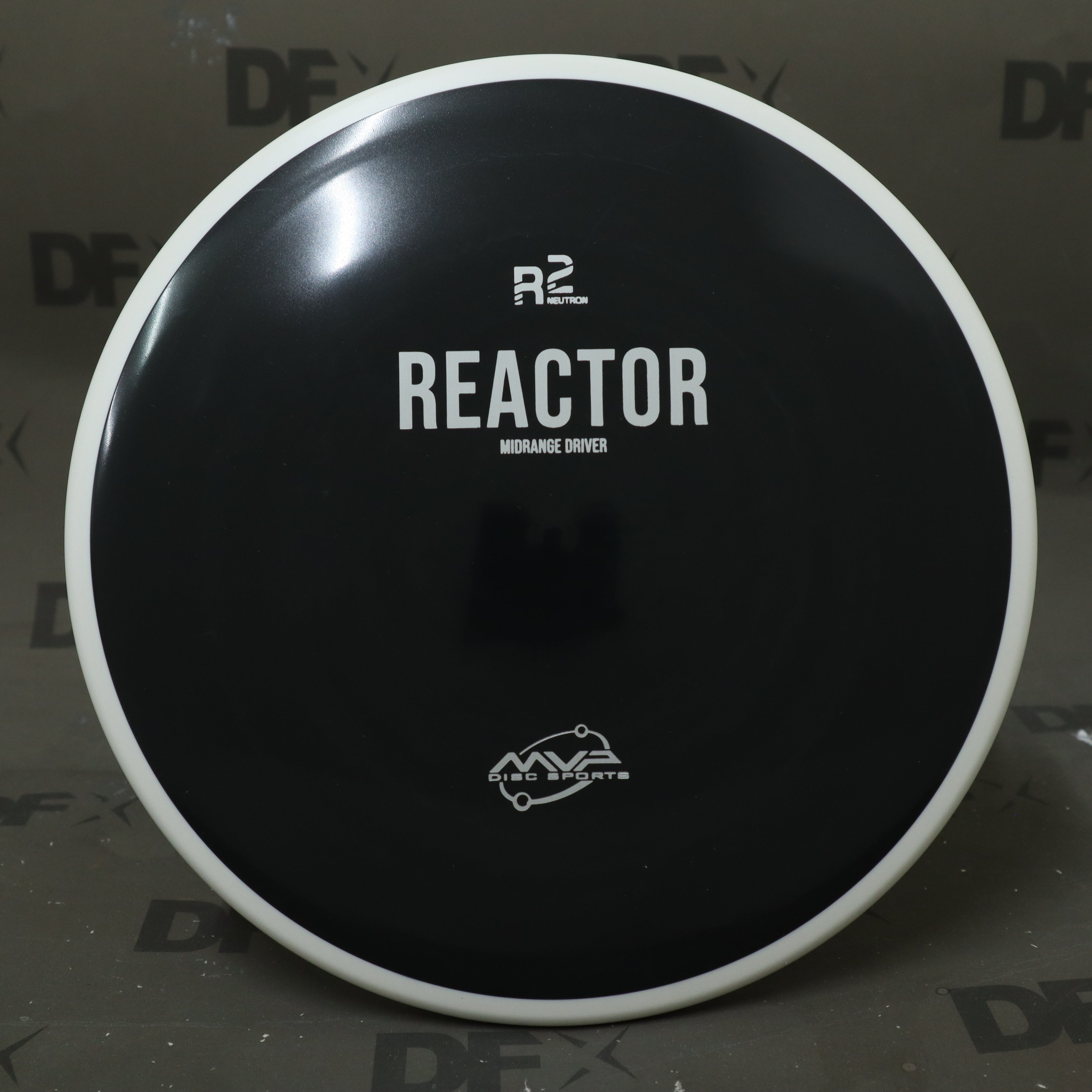 MVP R2 Neutron Reactor