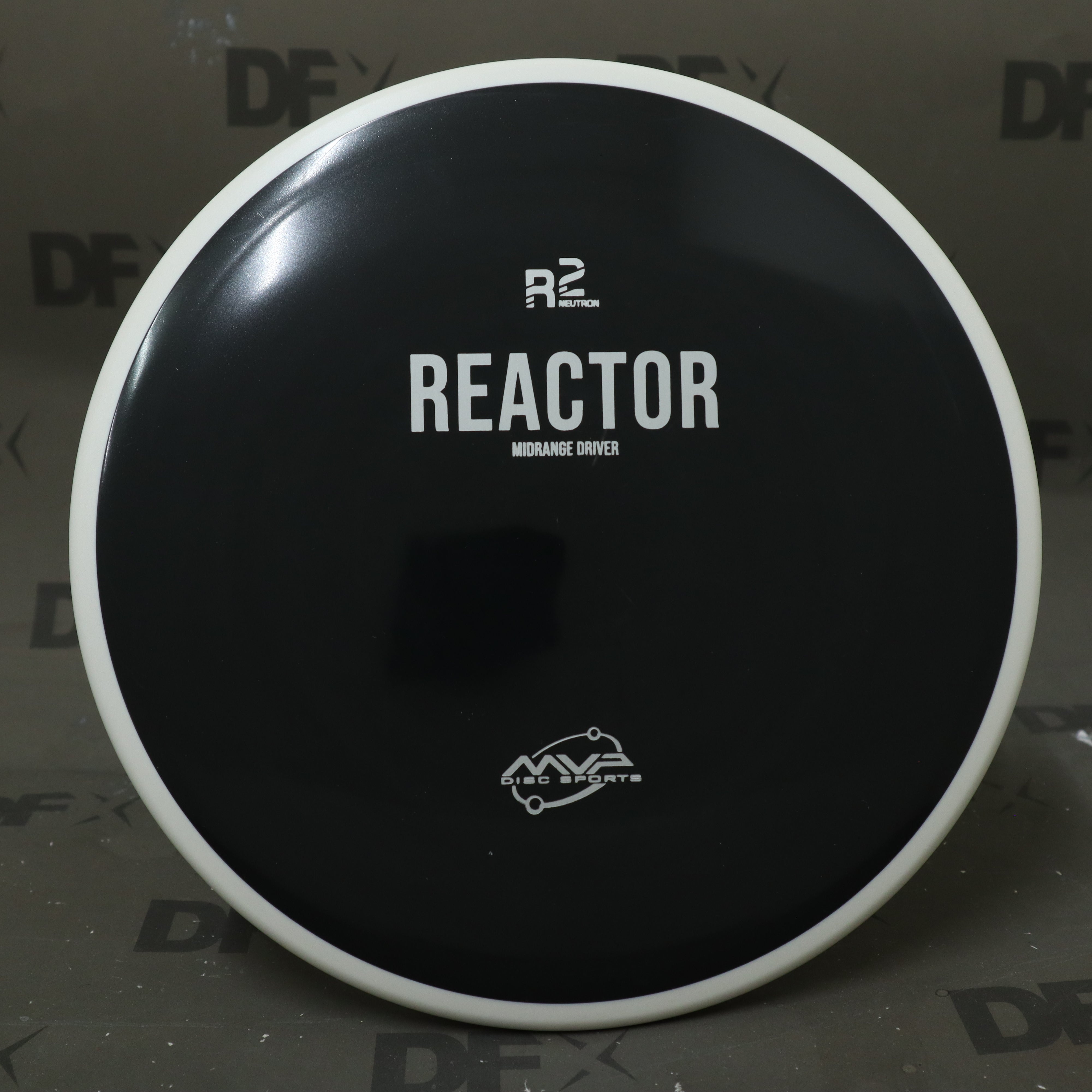 MVP R2 Neutron Reactor