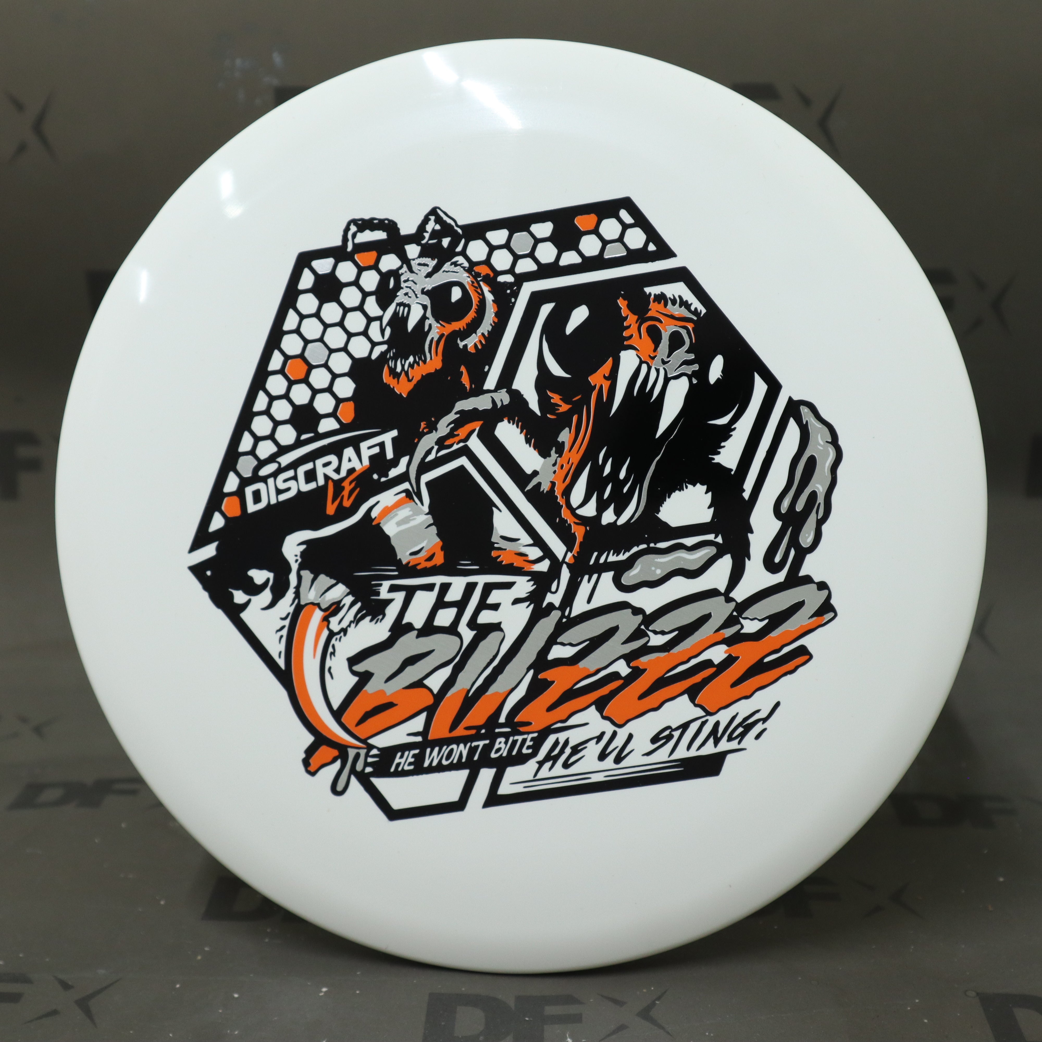 Discraft 2025 Ledgestone Buzzz  - TriFoil Solid ESP