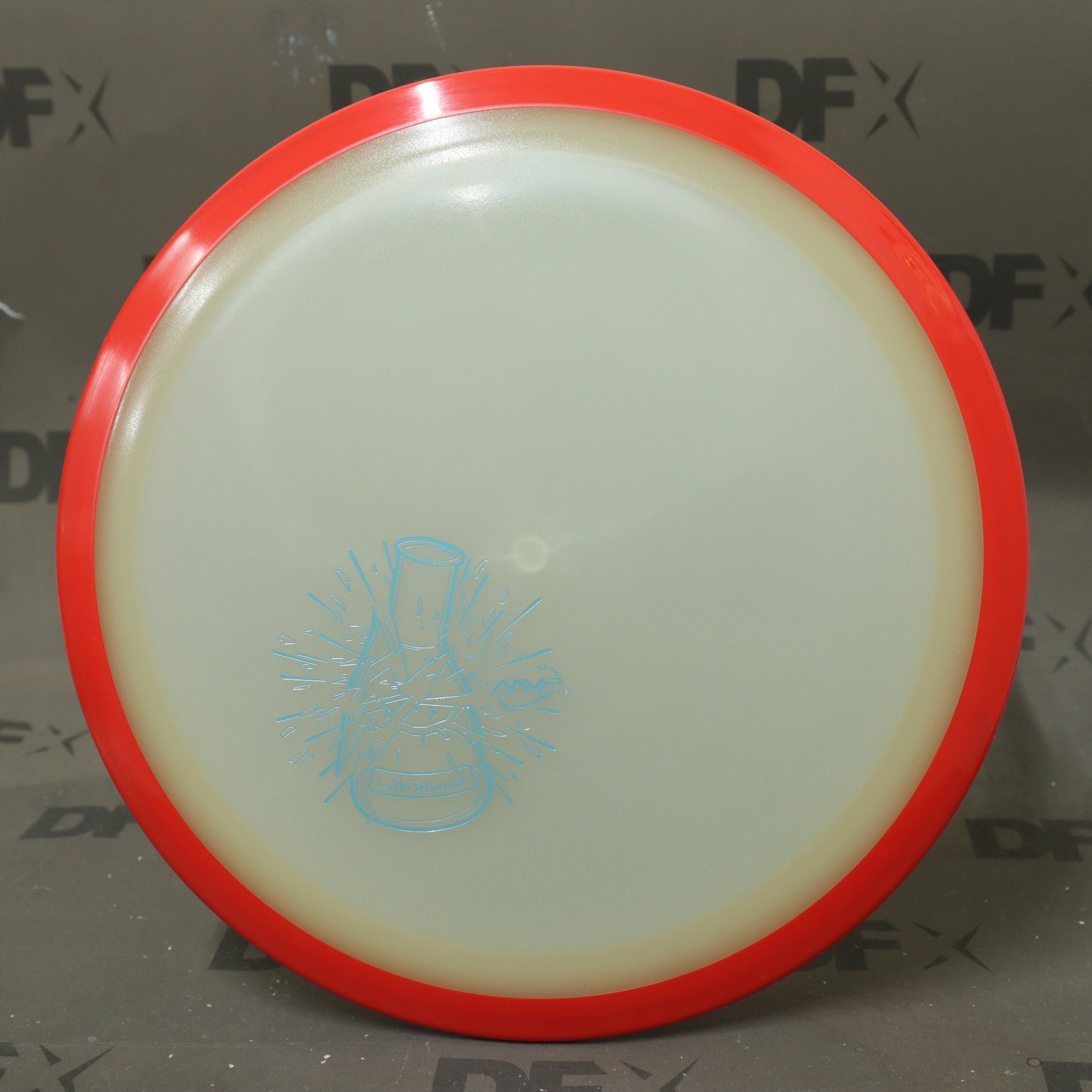 Axiom Insanity Distance Driver – DFX Discs