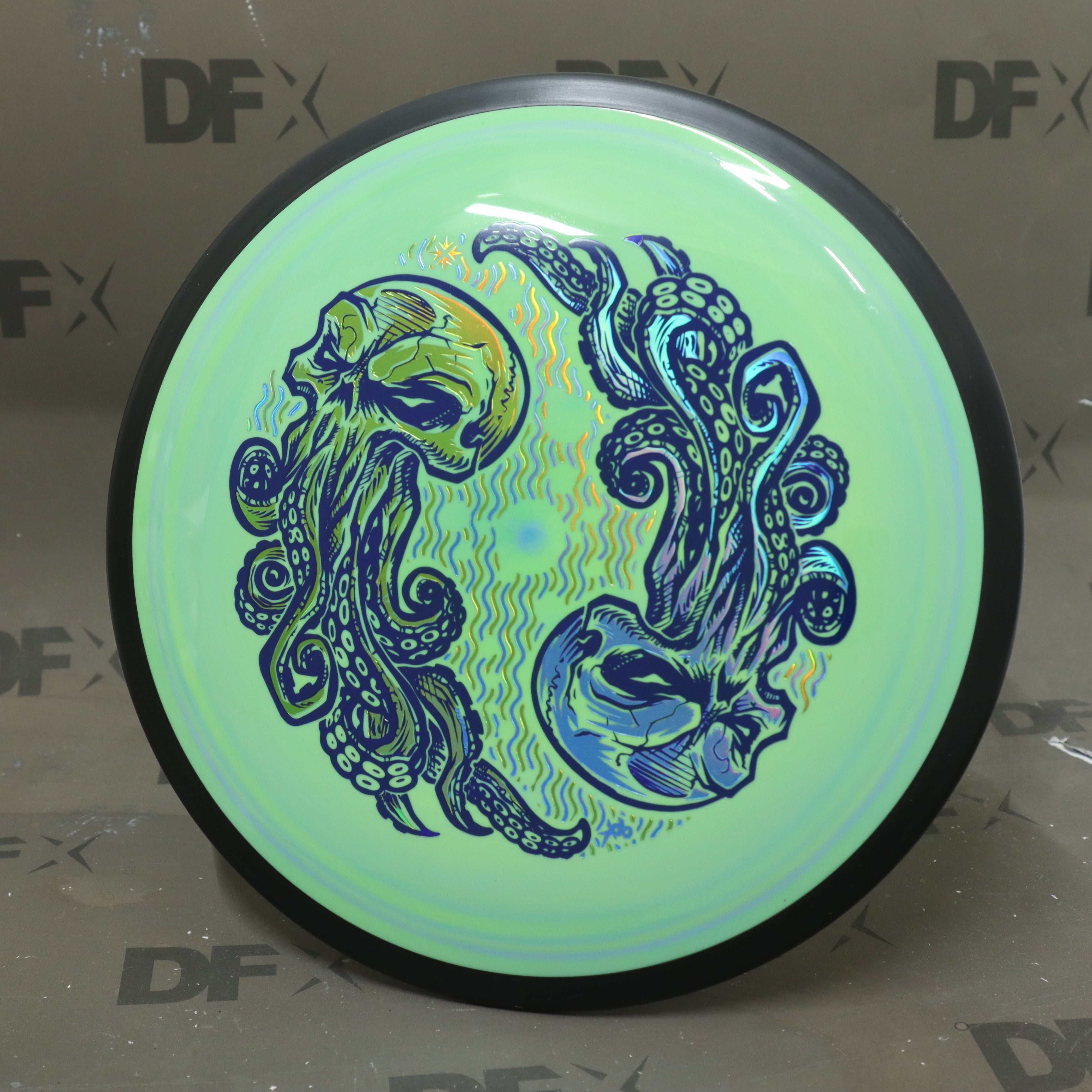 MVP Neutron Volt - Cthuloop