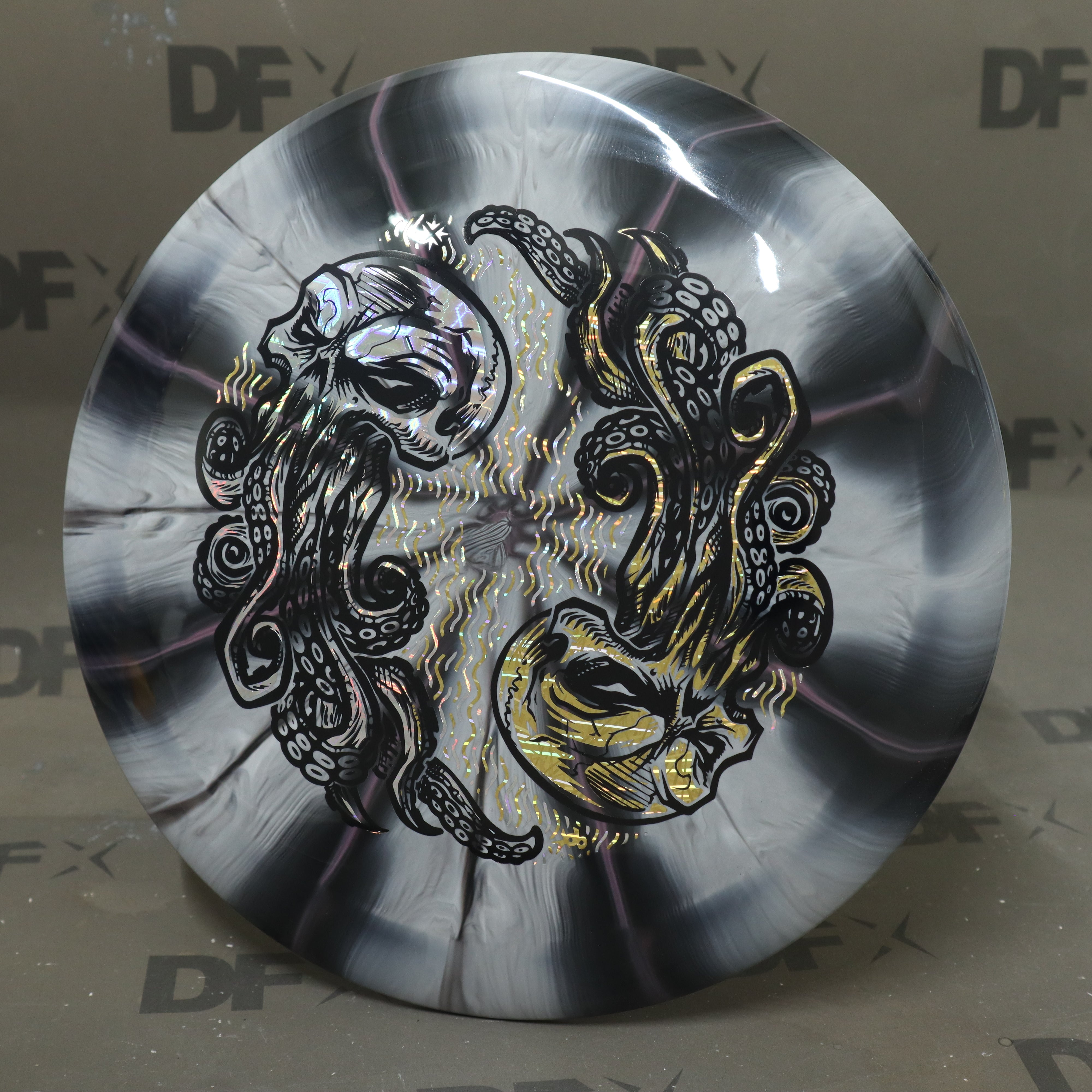 Latitude 64 Royal Grand Burst Grace - Cthuloop