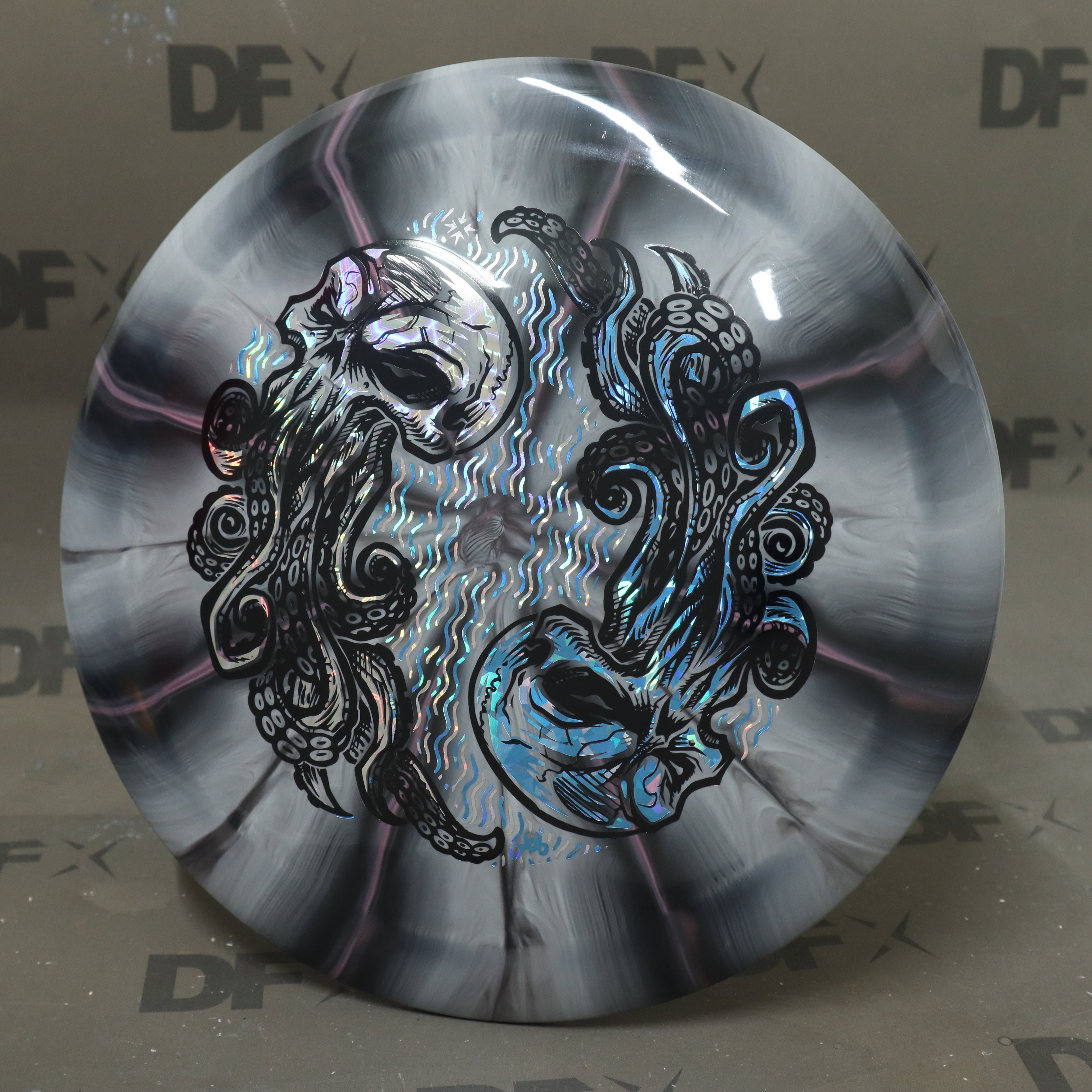 Latitude 64 Royal Grand Burst Grace - Cthuloop