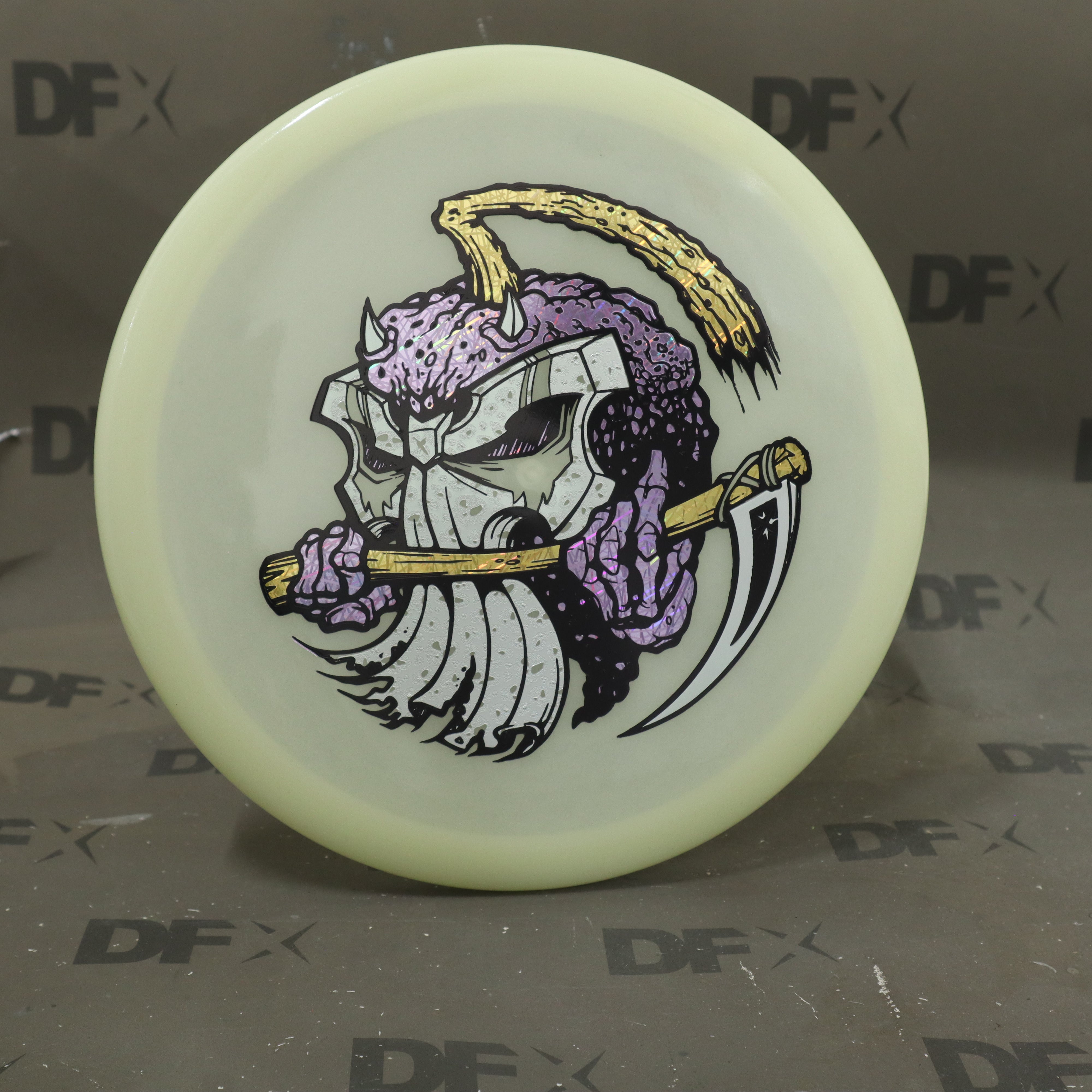 Mint Soft Nocturnal Mustang - Reap What You Throw